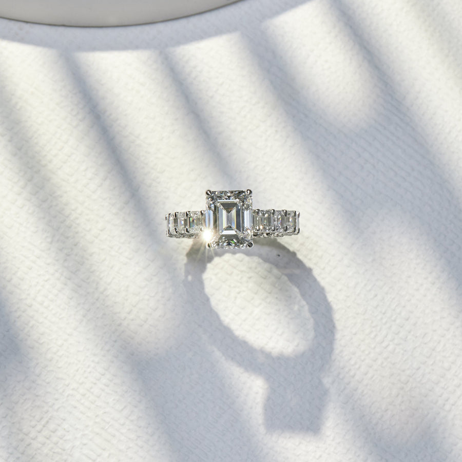 The Legacy Emerald Ring