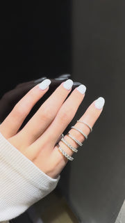 1 point Diamond Line Ring